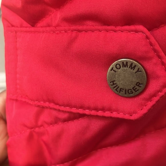Red Tommy Hilfiger stadium jacket - Picture 10 of 11